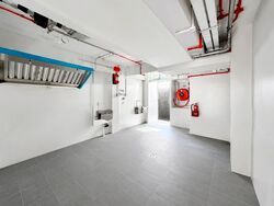 Sims Avenue (D14), Retail #581169861